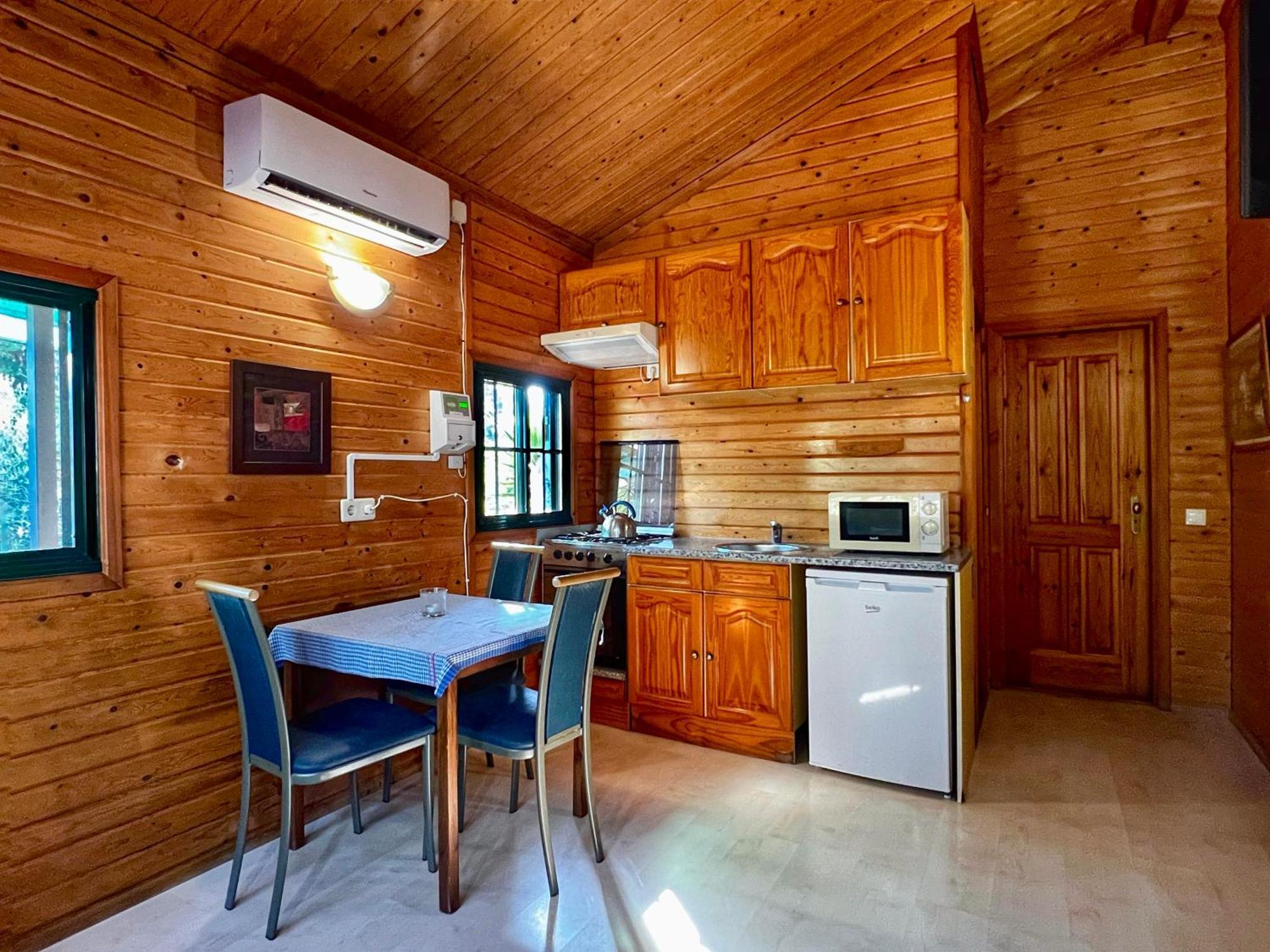 Redondo Lodges Junceira Exterior photo